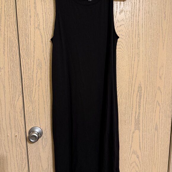 Time and Tru Dresses & Skirts - Time and Tru Women’s Sleeveless Dress, Large, Black